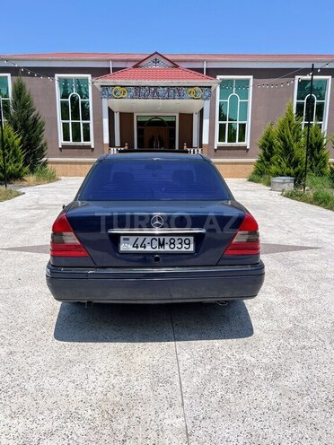 Mercedes C 180-2