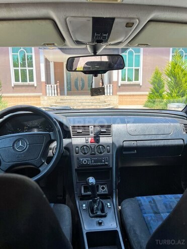 Mercedes C 180-3