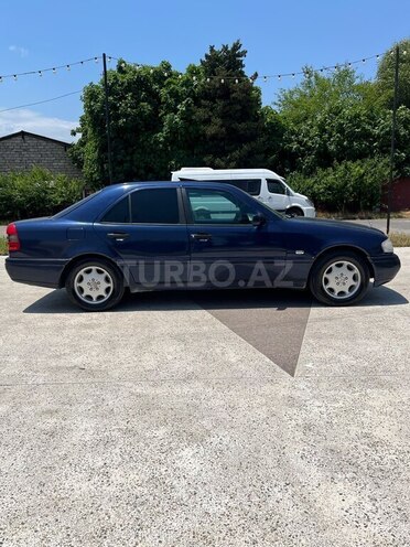 Mercedes C 180-4