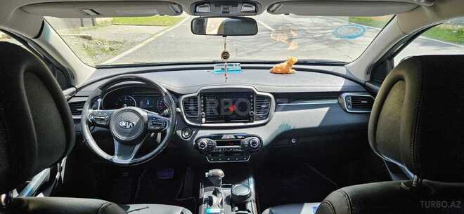 Kia Sorento-2
