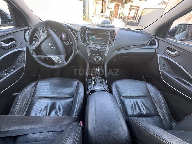 Hyundai Santa Fe-6