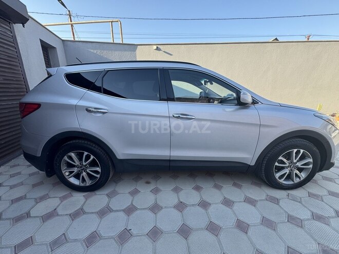 Hyundai Santa Fe-3
