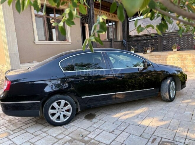 Volkswagen Passat-5