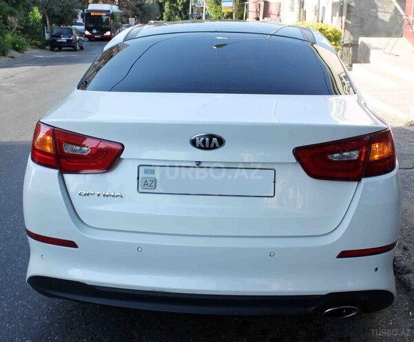 Kia Optima-4