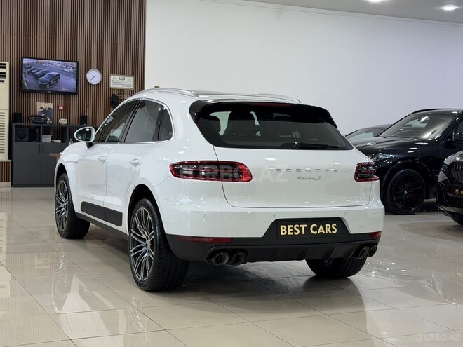 Porsche Macan GTS-9