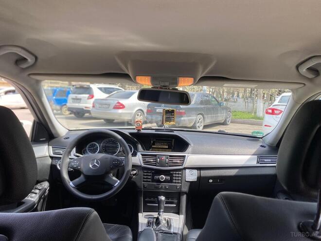 Mercedes E 220-14