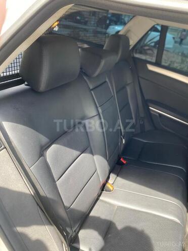 Mercedes E 220-9