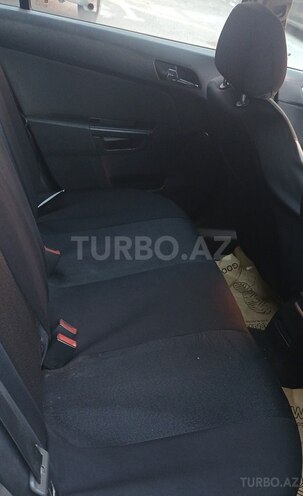 Opel Astra-10
