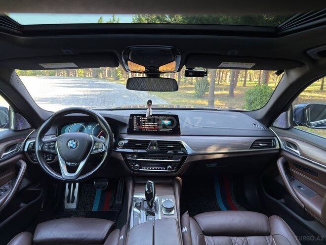 BMW 520d-12