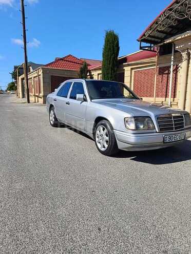 Mercedes 300 D-4