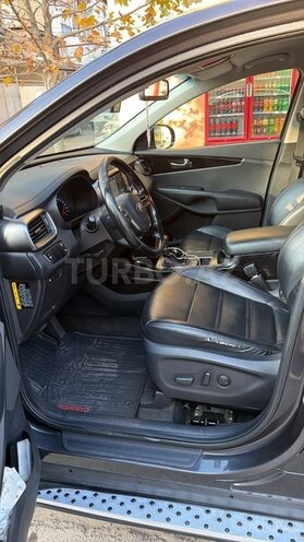 Kia Sorento-15