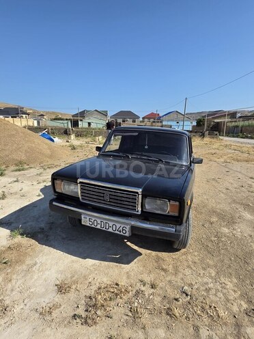 LADA (VAZ) 2107-1
