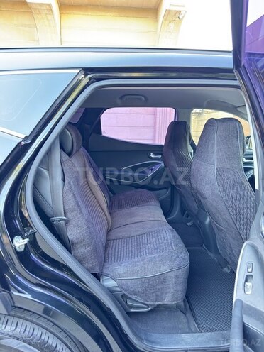 Hyundai Santa Fe-14