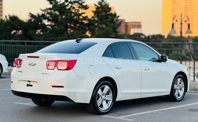 Chevrolet Malibu-13