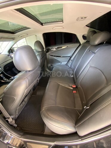 Hyundai Sonata-7