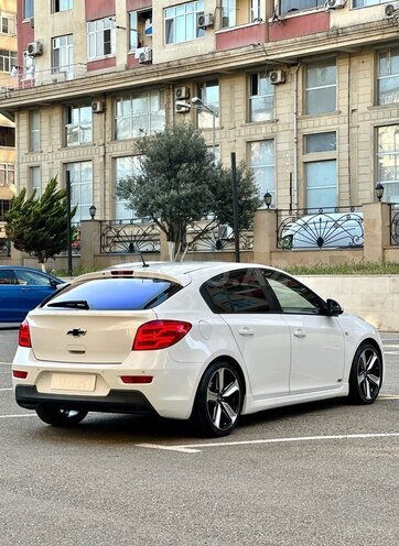 Chevrolet Cruze-6