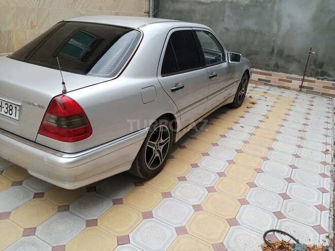 Mercedes C 220-3