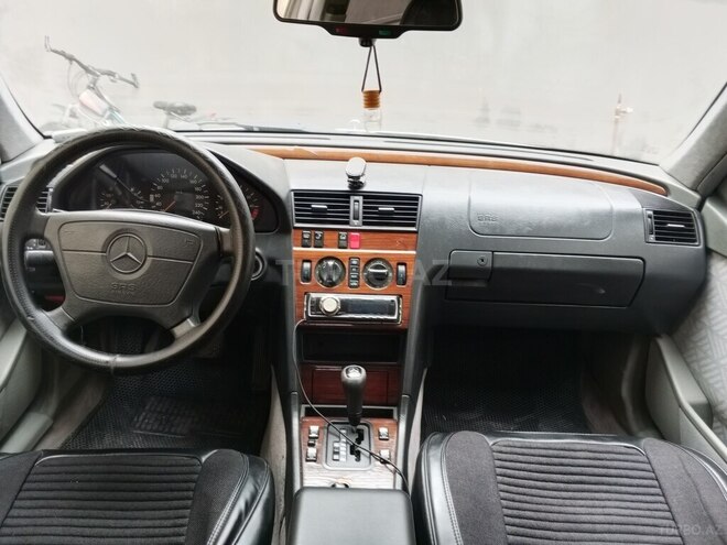 Mercedes C 220-18