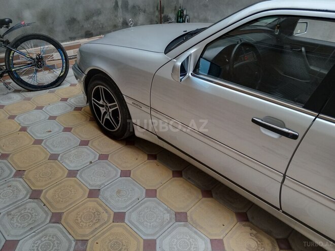 Mercedes C 220-19