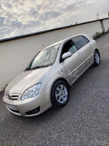 Toyota Corolla-4