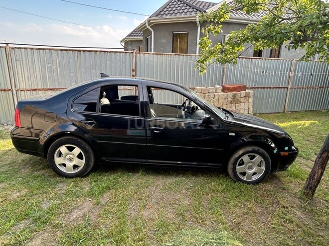 Volkswagen Jetta-2