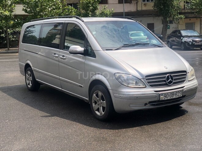 Mercedes Viano-4