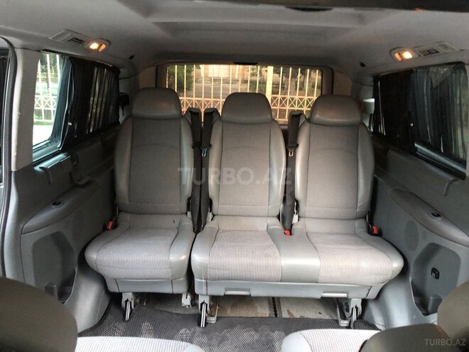 Mercedes Viano-7