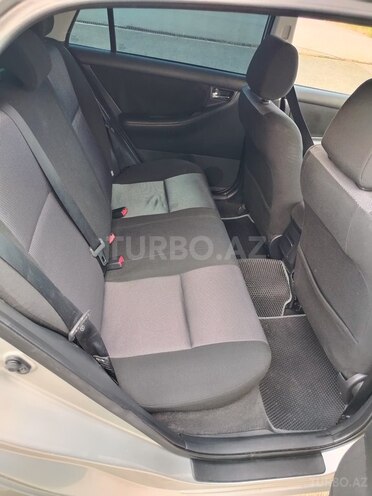 Toyota Corolla-7