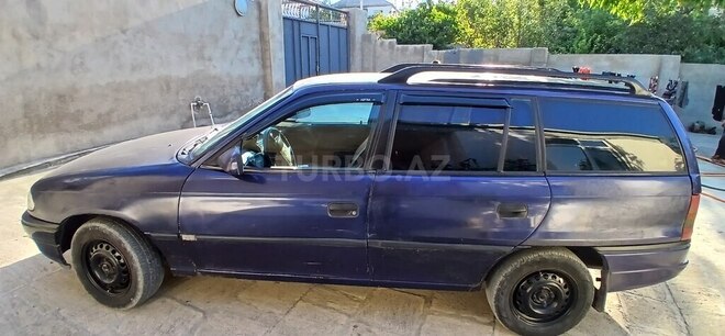 Opel Astra-3