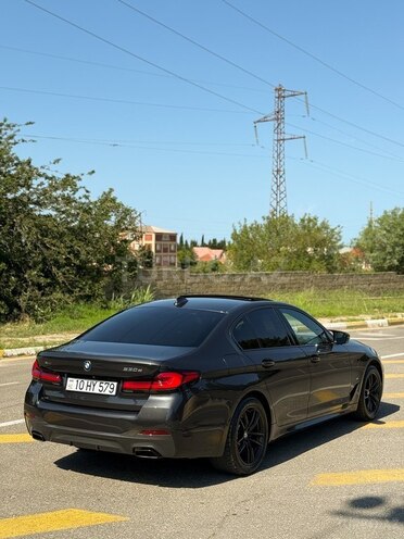BMW 530e-3