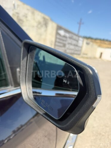 Chevrolet Equinox-7