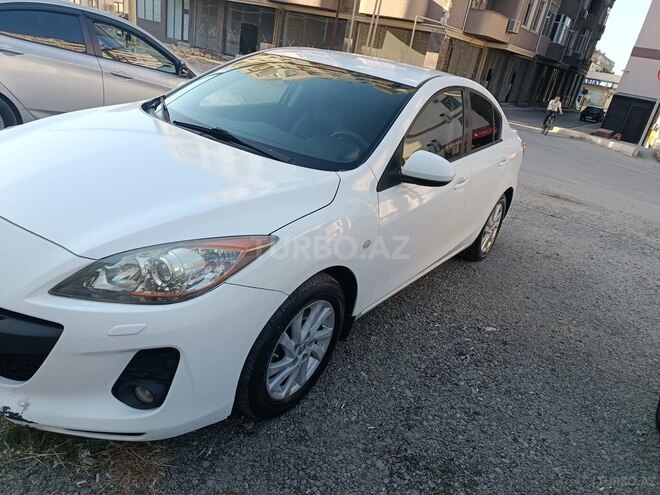 Mazda 3-4
