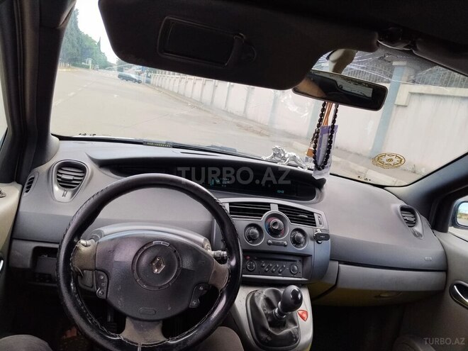 Renault Scenic-7