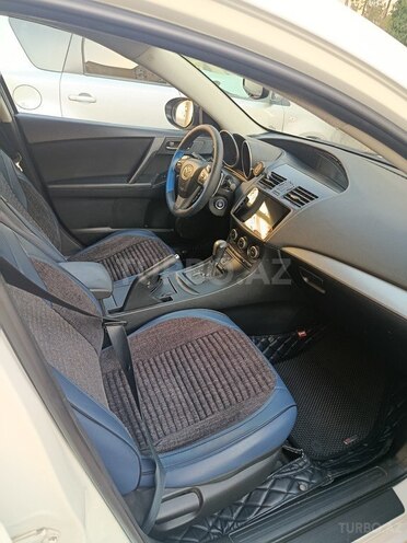 Mazda 3-7