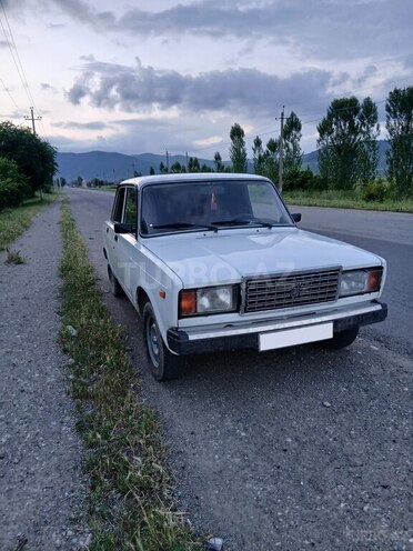 LADA (VAZ) 2107-4