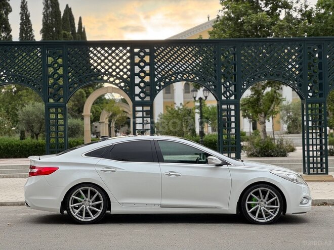 Hyundai Azera-3