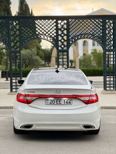 Hyundai Azera-2
