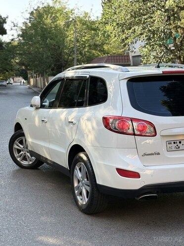 Hyundai Santa Fe-6