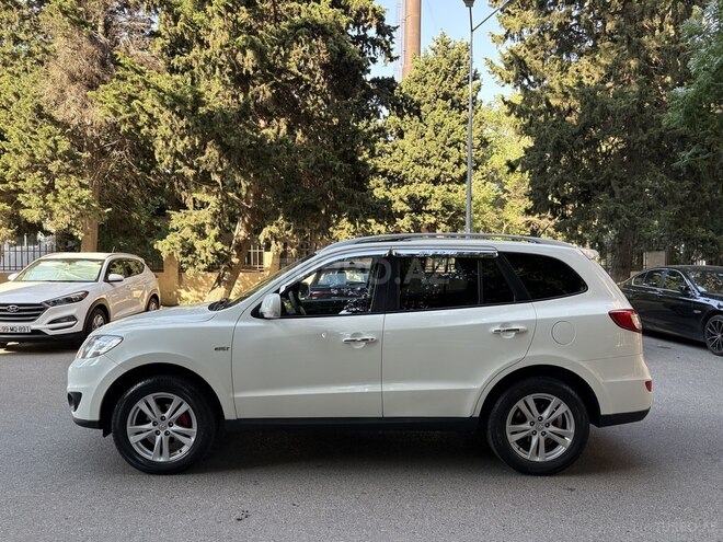 Hyundai Santa Fe-9