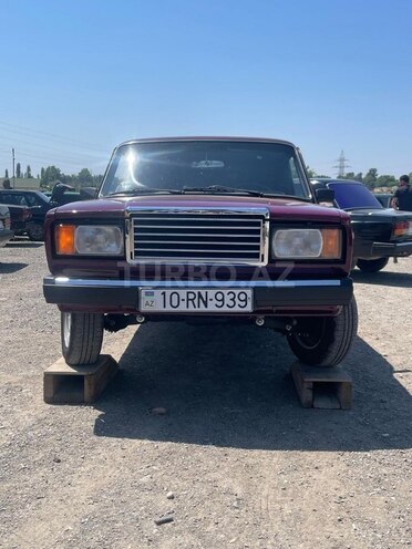 LADA (VAZ) 2107-1