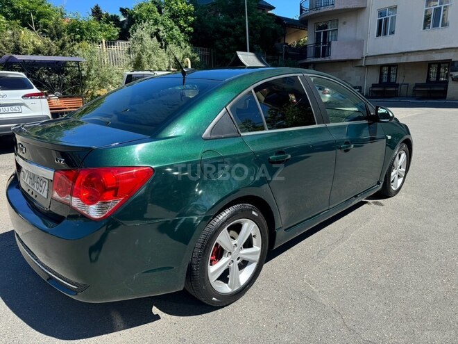 Chevrolet Cruze-5