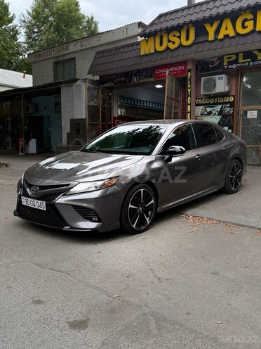 Toyota Camry-2