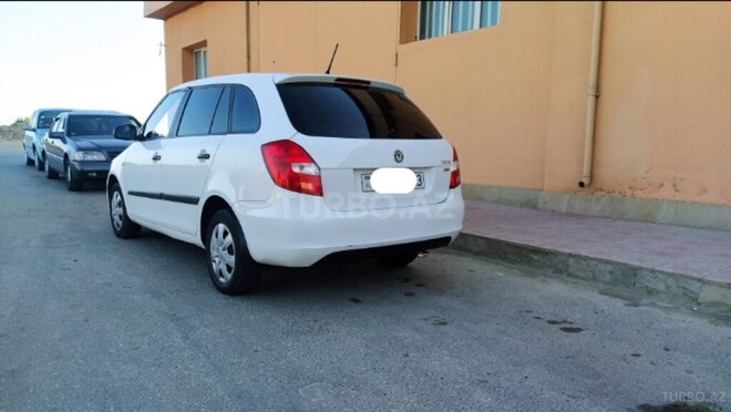 Skoda Fabia-3