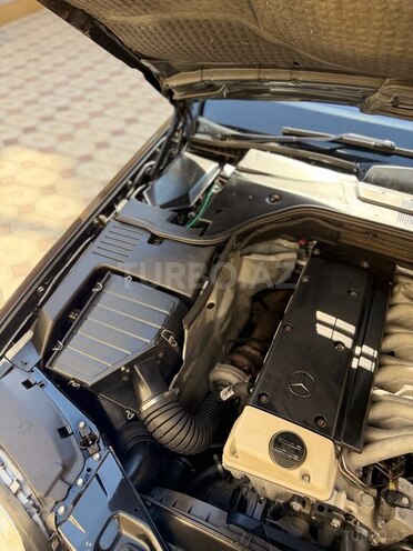 Mercedes S 300-16