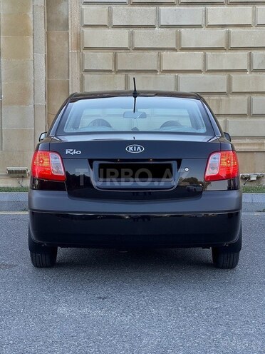 Kia Rio-7