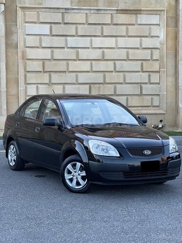 Kia Rio-5