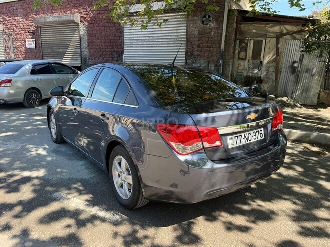 Chevrolet Cruze-3