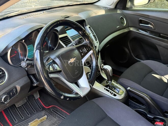 Chevrolet Cruze-5