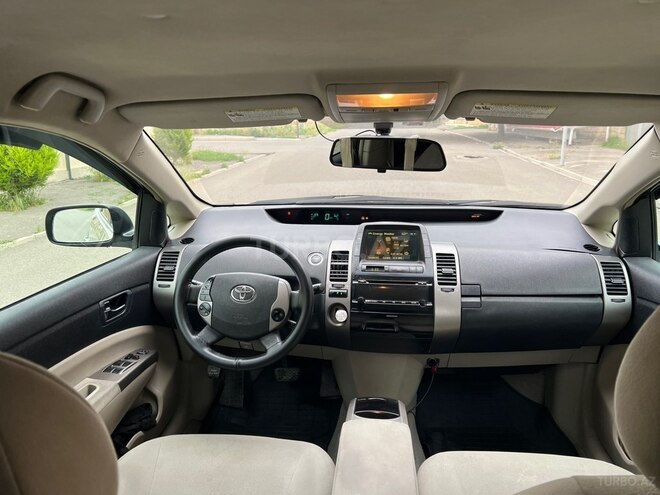 Toyota Prius-9