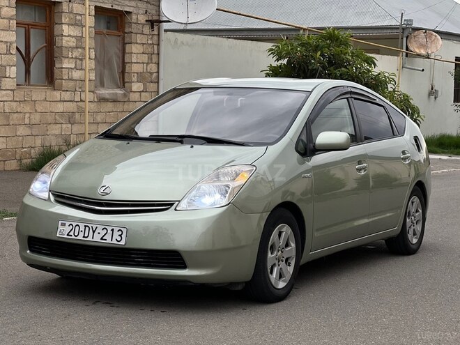 Toyota Prius-3
